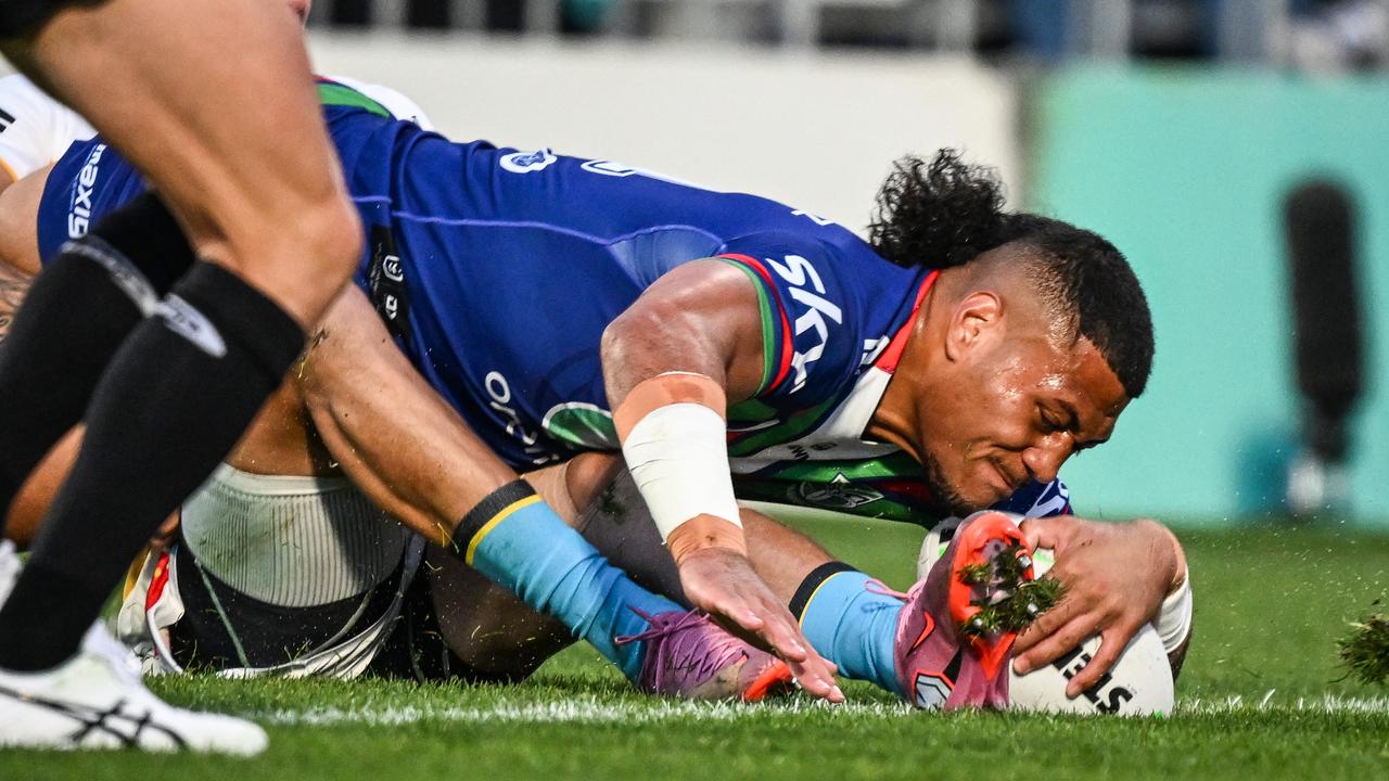 Leka Halasima try v Titans Mt Smart