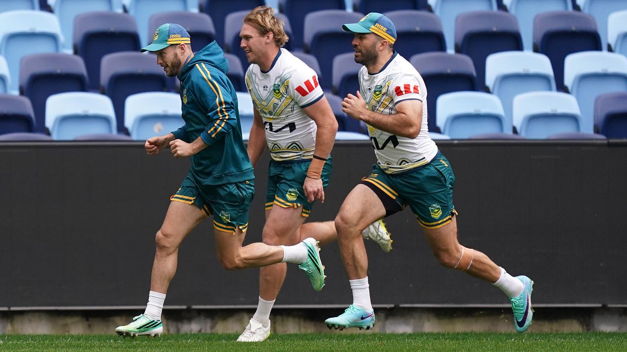 Sam Walker, Lindsay Smith and James Tedesco