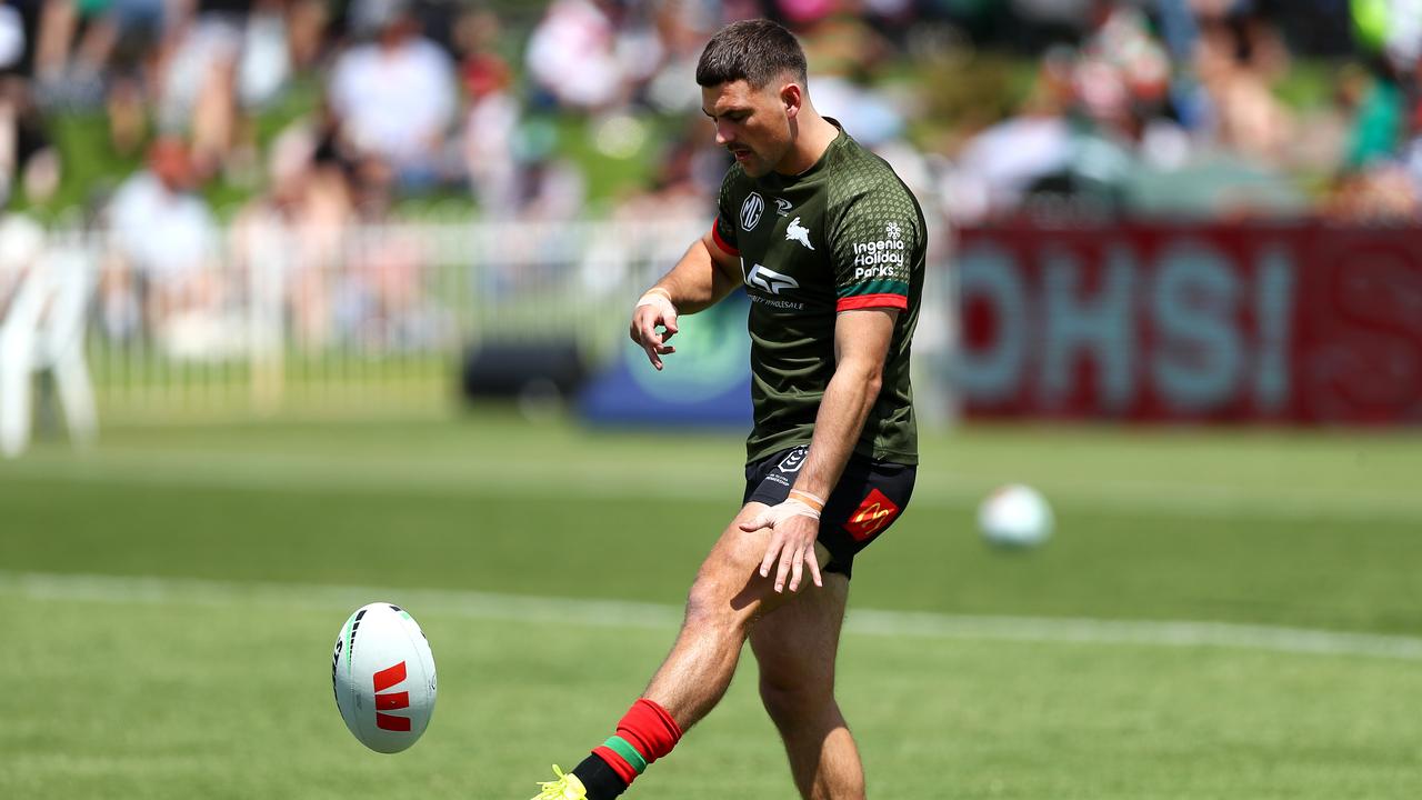 Lewis Dodd warming up