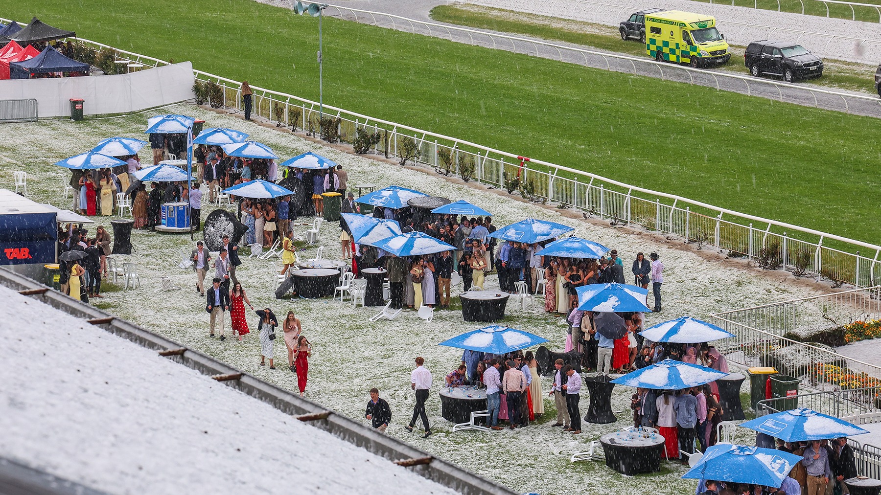 Riccarton-hail-Race-Images-South