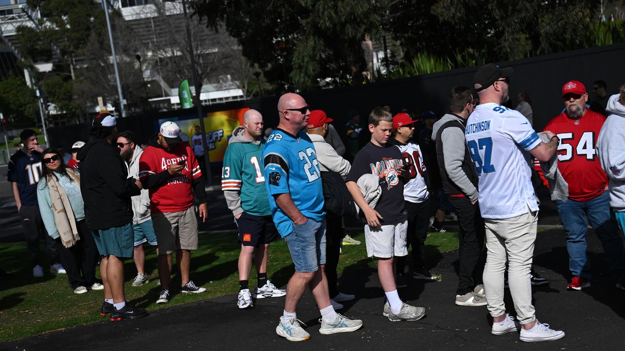 NFL fans
