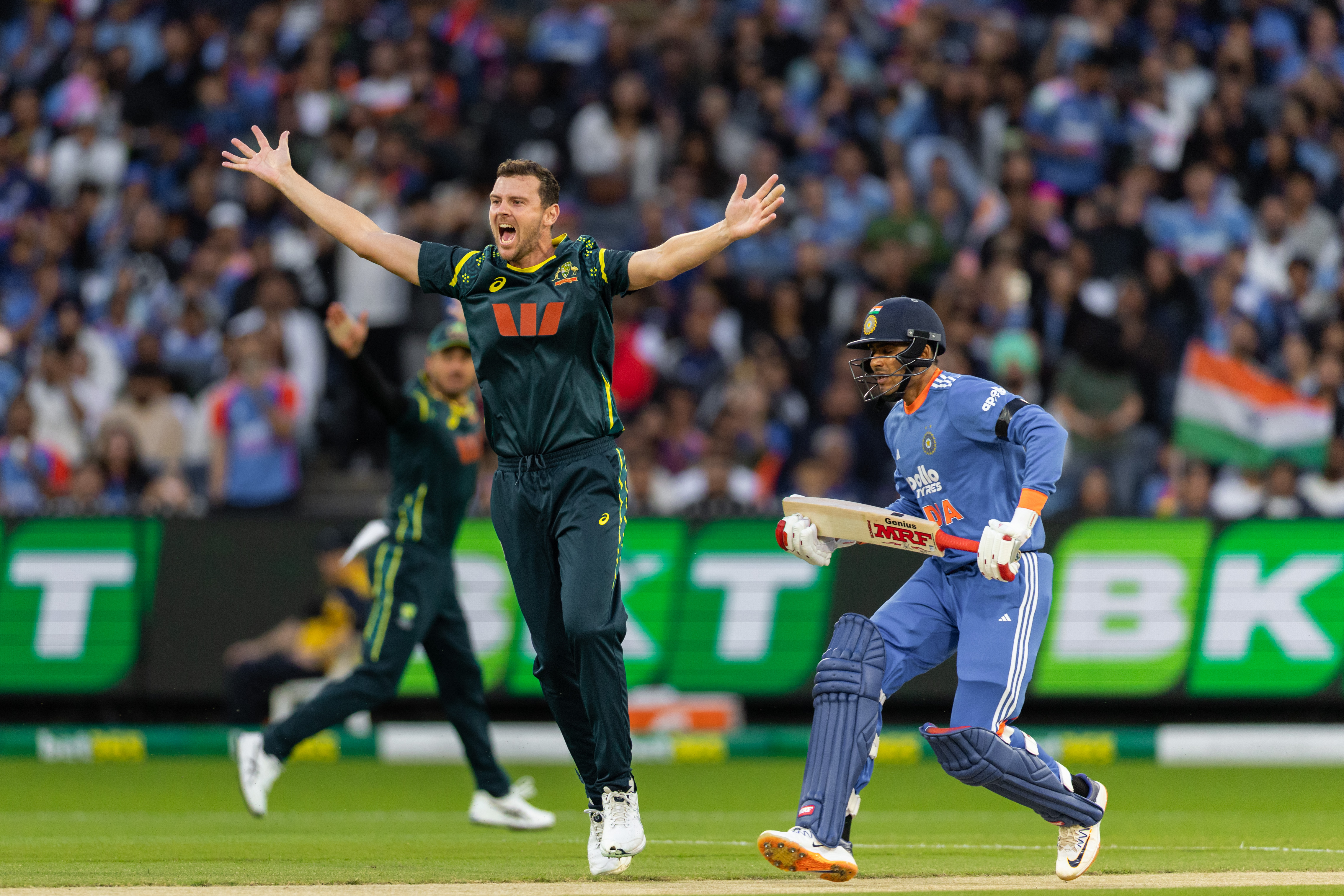 Cricket 2025: Australia wins Second T20 against India in comfortable ...