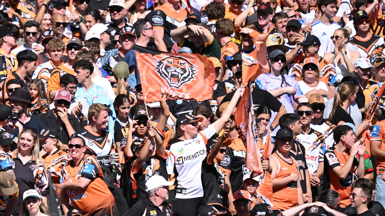 Wests Tigers fans