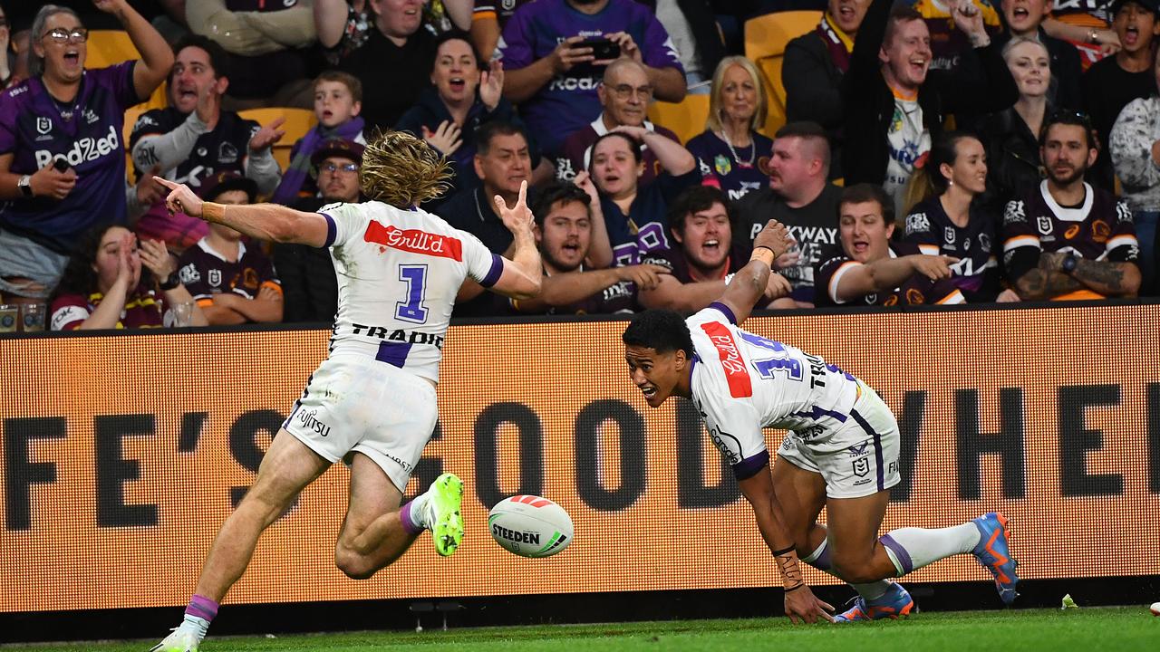 Papenhuyzen and Sua Fa-alongo