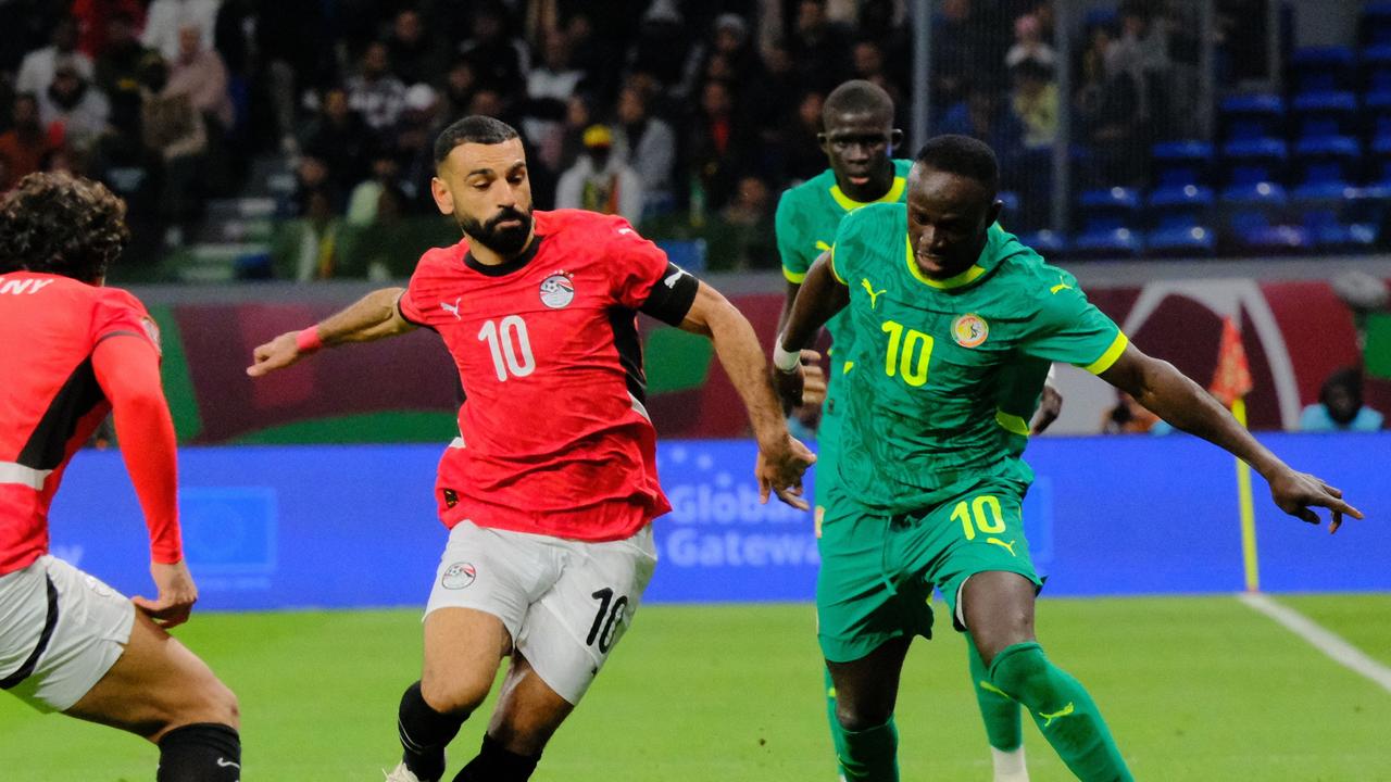 Old Liverpool pals, Egypt-s Mohamed Salah and Senegal-s Sadio Mane