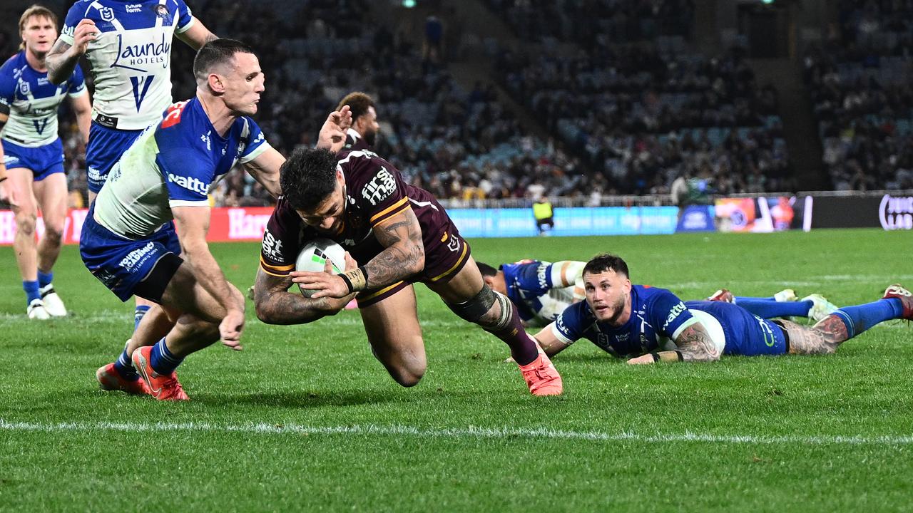 Delouise Hoeter Broncos