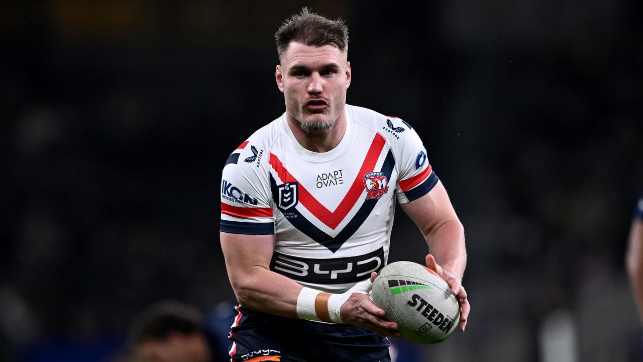 Rooster Angus Chrichton