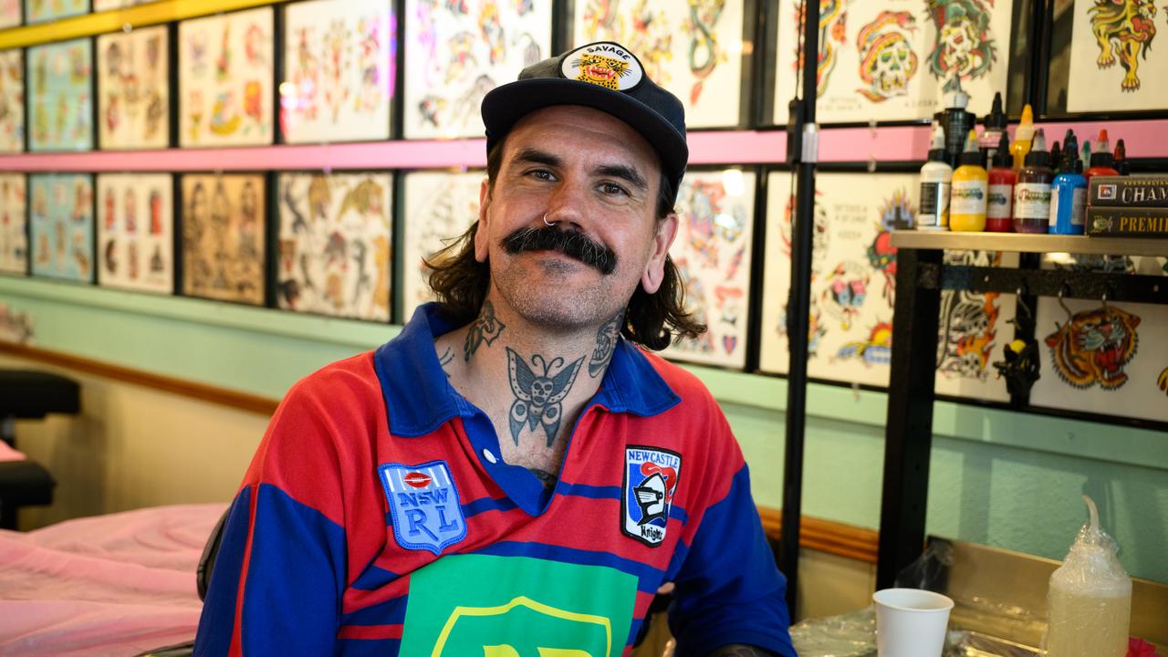 Tattoo artist Dave Ross