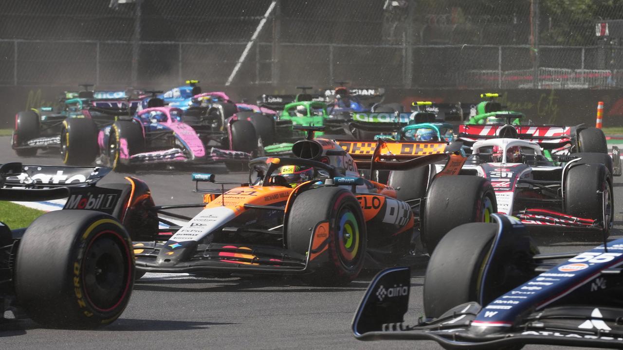 Oscar Piastri overcame a crowded start to finish fifth in Mexico City | Photo: AP