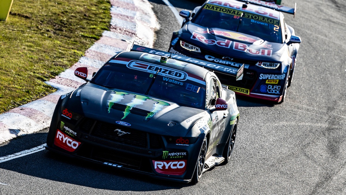 Cam Waters wins 2024 Tasmania SuperSprint