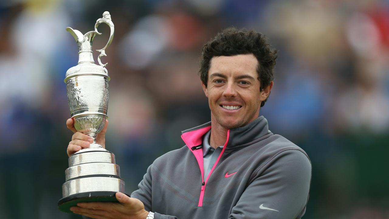 Rory McIlroy with the Claret Jug in 2014