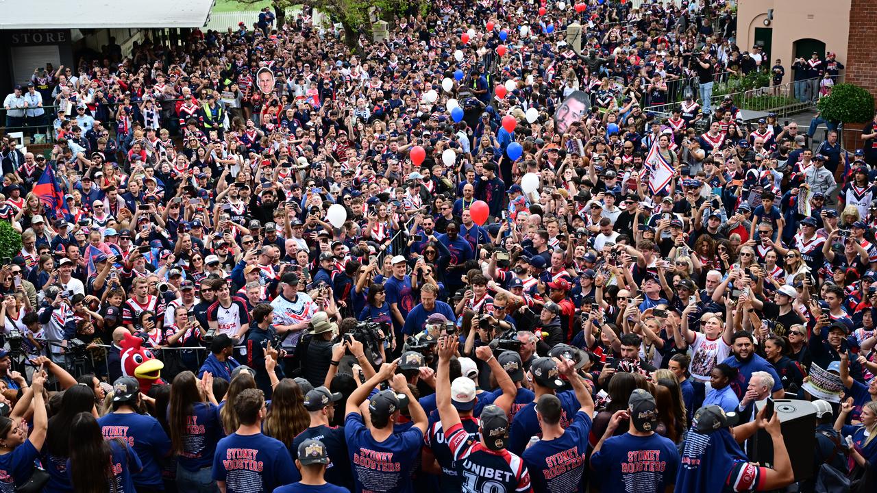 Roosters fans