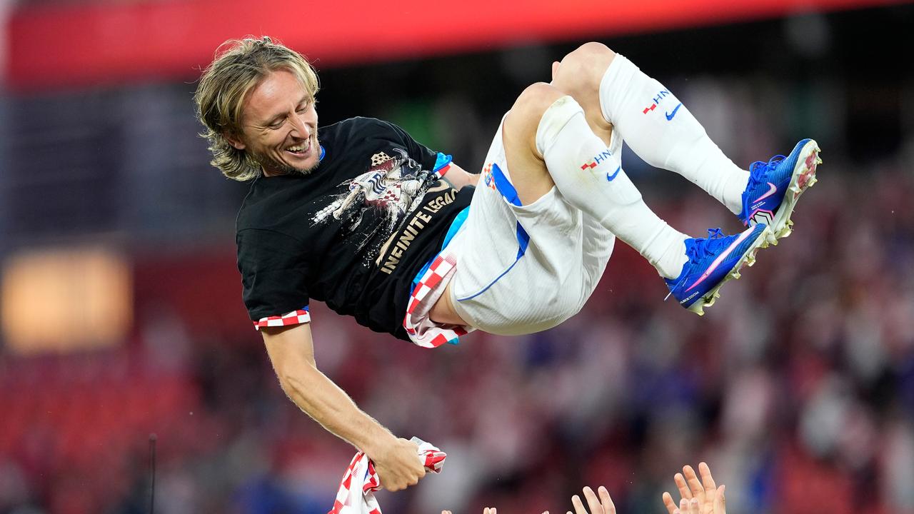 Luka Modric and teammates