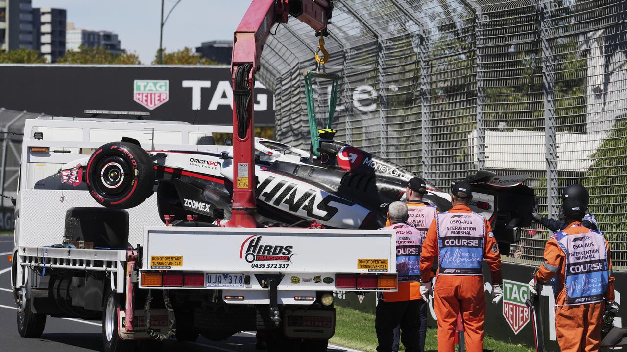Oliver Bearman's first practice session at Albert Park has ended early after hitting a wall