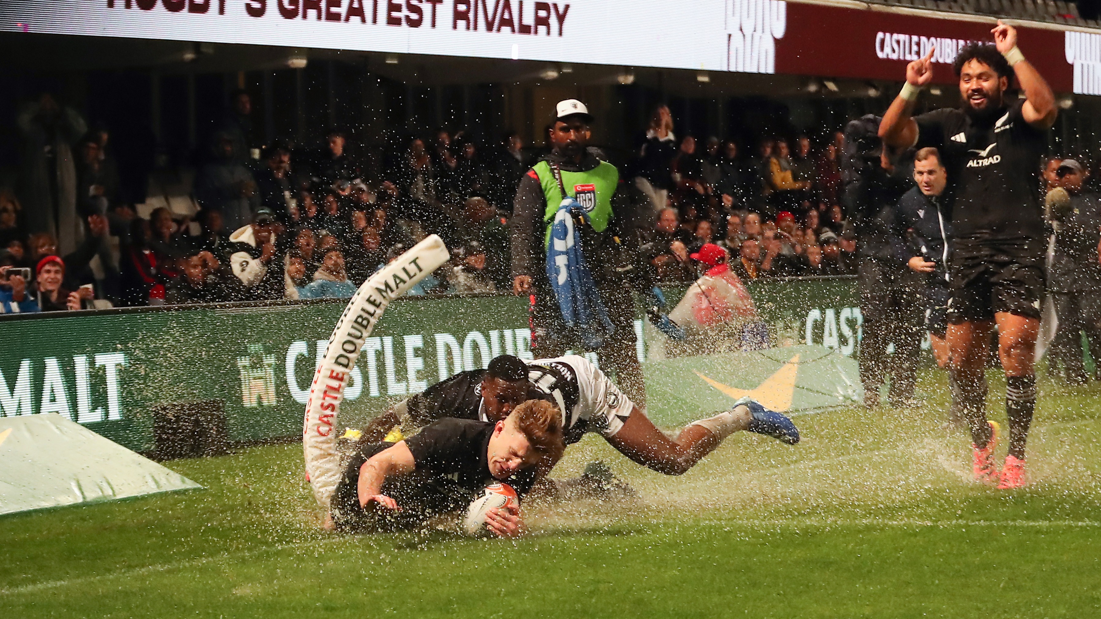 Damian McKenzie