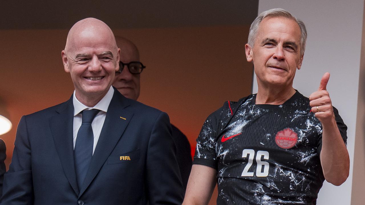FIFA president Gianni Infantino with Canadian prime minister Mark Carney