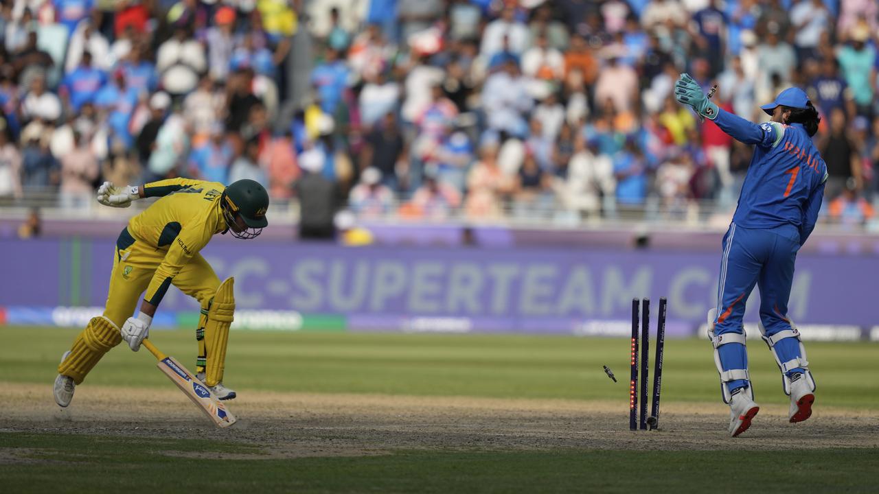 Alex Carey is run out I Photo: AP