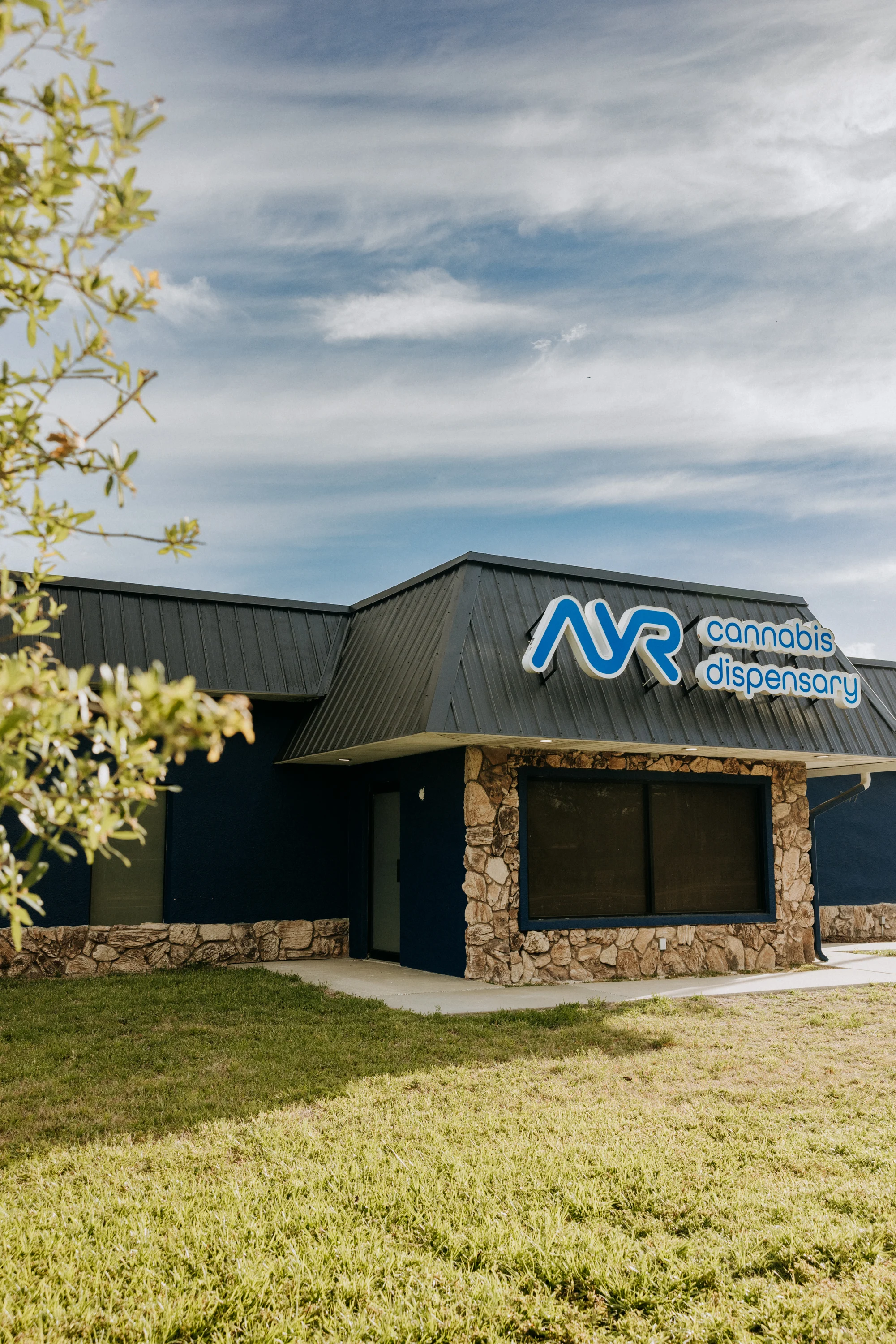 Ayr Cannabis Dispensary Inverness storefront — Inverness, FL