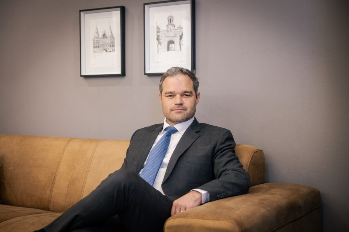 [WordPress Migration Data]
{
  "source": "WordPress Migration",
  "originalUrl": "https://www.sakeliga.org.za/wp-content/uploads/2023/10/QJ8H5863-e1697631960763.jpg",
  "wpPath": "/wp-content/uploads/2023/10/QJ8H5863-e1697631960763.jpg",
  "wpYear": "2023",
  "wpMonth": "10",
  "wpPostCount": 2,
  "wpPostIds": [
    69322,
    69428
  ],
  "migratedAt": "2025-09-18T14:04:27.489Z",
  "migratedBy": "wp-media-to-contentful.mjs",
  "fileSize": 100893
}
[End WordPress Migration Data]