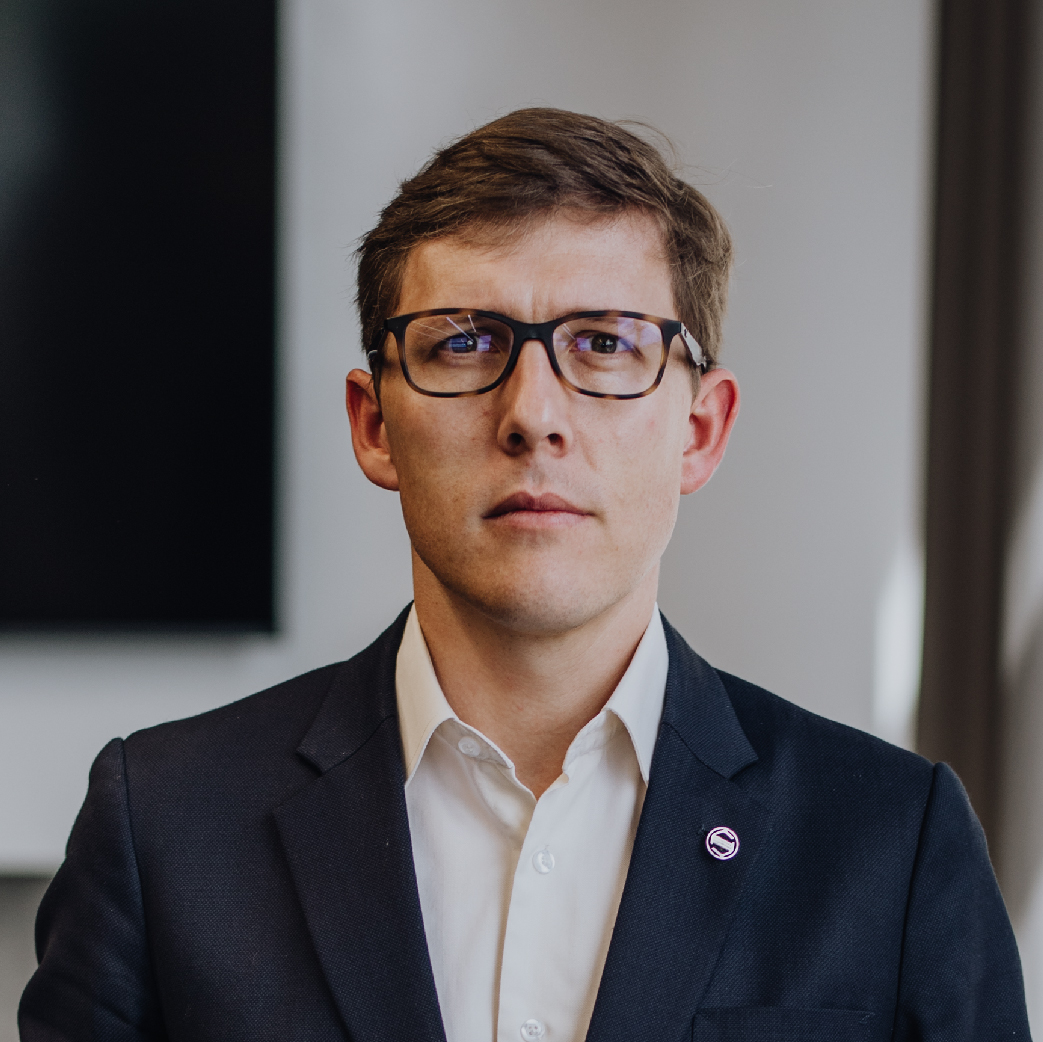 [WordPress Migration Data]
{
  "source": "WordPress Migration",
  "originalUrl": "https://www.sakeliga.org.za/wp-content/uploads/2022/02/Sakeliga-Team-Members_Piet-le-Roux.jpg",
  "wpPath": "/wp-content/uploads/2022/02/Sakeliga-Team-Members_Piet-le-Roux.jpg",
  "wpYear": "2022",
  "wpMonth": "02",
  "wpPostCount": 13,
  "wpPostIds": [
    63558,
    62382,
    61054,
    58845,
    54379,
    56296,
    54347,
    63561,
    62385,
    61056,
    58852,
    56746,
    54632
  ],
  "migratedAt": "2025-09-18T14:08:34.918Z",
  "migratedBy": "wp-media-to-contentful.mjs",
  "fileSize": 548489
}
[End WordPress Migration Data]