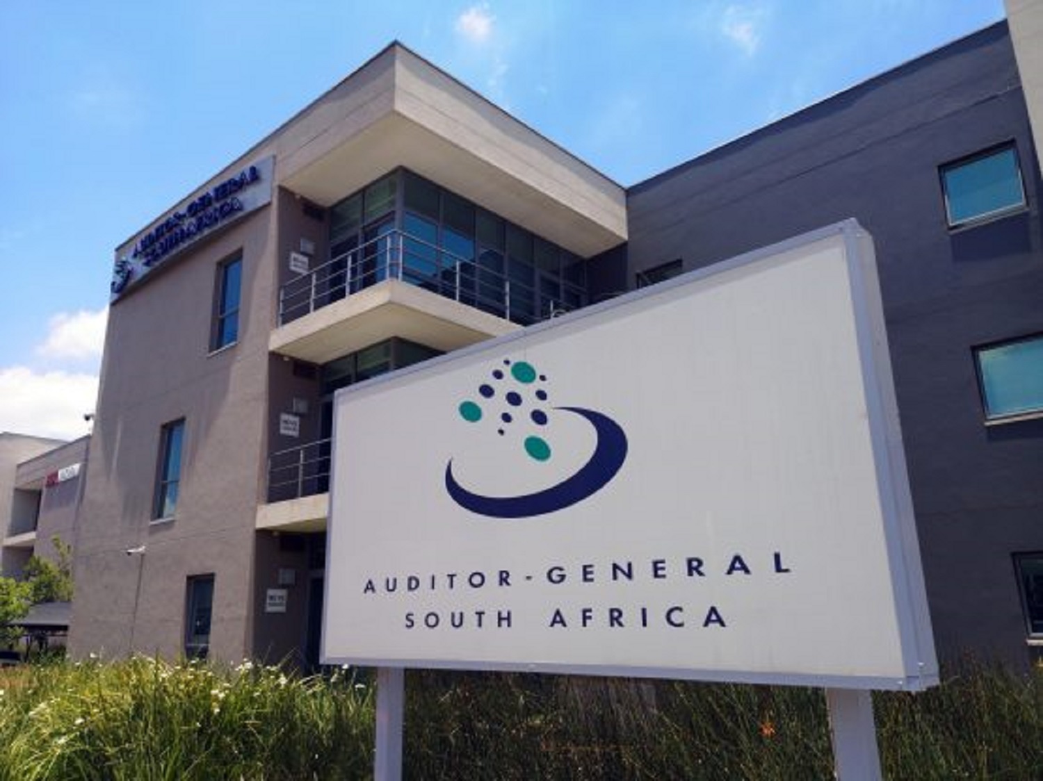 [WordPress Migration Data]
{
  "source": "WordPress Migration",
  "originalUrl": "https://www.sakeliga.org.za/wp-content/uploads/2023/04/Auditor-General-offices-Johannesburg.jpeg",
  "wpPath": "/wp-content/uploads/2023/04/Auditor-General-offices-Johannesburg.jpeg",
  "wpYear": "2023",
  "wpMonth": "04",
  "wpPostCount": 7,
  "wpPostIds": [
    68145,
    65756,
    62092,
    57369,
    56378,
    68147,
    65760
  ],
  "migratedAt": "2025-09-18T14:06:07.845Z",
  "migratedBy": "wp-media-to-contentful.mjs",
  "fileSize": 263528
}
[End WordPress Migration Data]