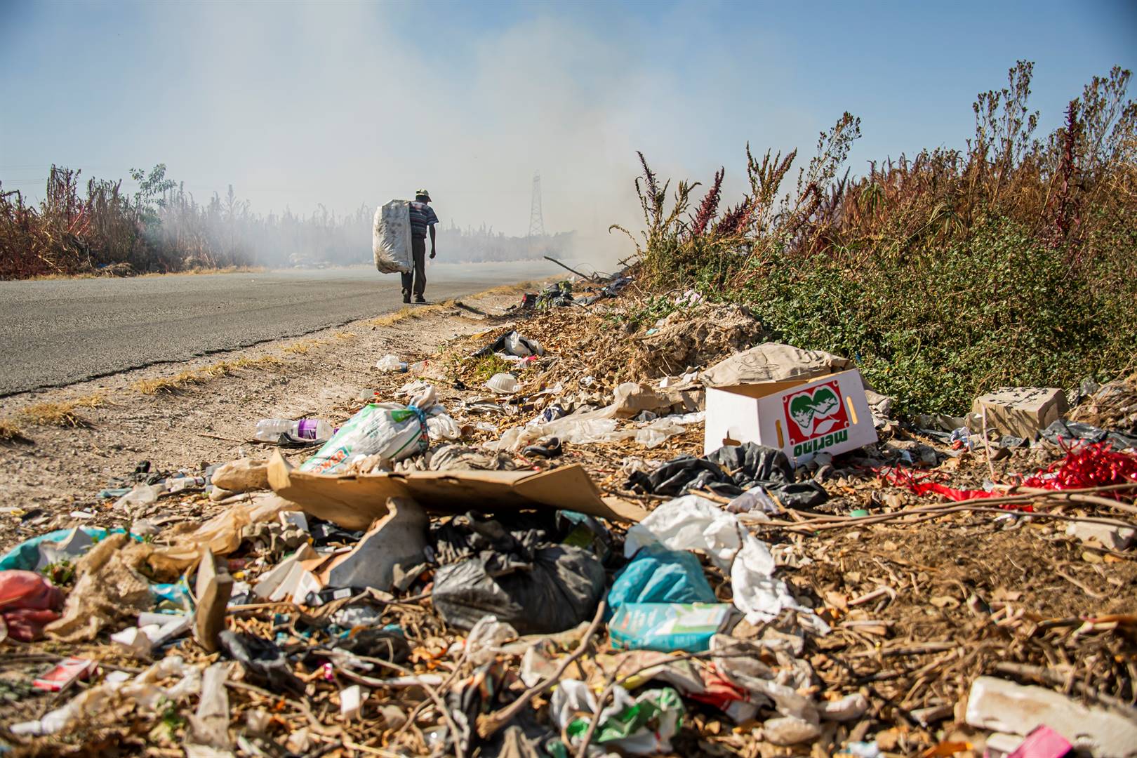 [WordPress Migration Data]
{
  "source": "WordPress Migration",
  "originalUrl": "https://www.sakeliga.org.za/wp-content/uploads/2022/10/FeeKHk0WYAUaJX1.jpeg",
  "wpPath": "/wp-content/uploads/2022/10/FeeKHk0WYAUaJX1.jpeg",
  "wpYear": "2022",
  "wpMonth": "10",
  "wpPostCount": 7,
  "wpPostIds": [
    65561,
    62736,
    61999,
    56301,
    56378,
    65557,
    62813
  ],
  "migratedAt": "2025-09-18T14:08:01.768Z",
  "migratedBy": "wp-media-to-contentful.mjs",
  "fileSize": 325223
}
[End WordPress Migration Data]