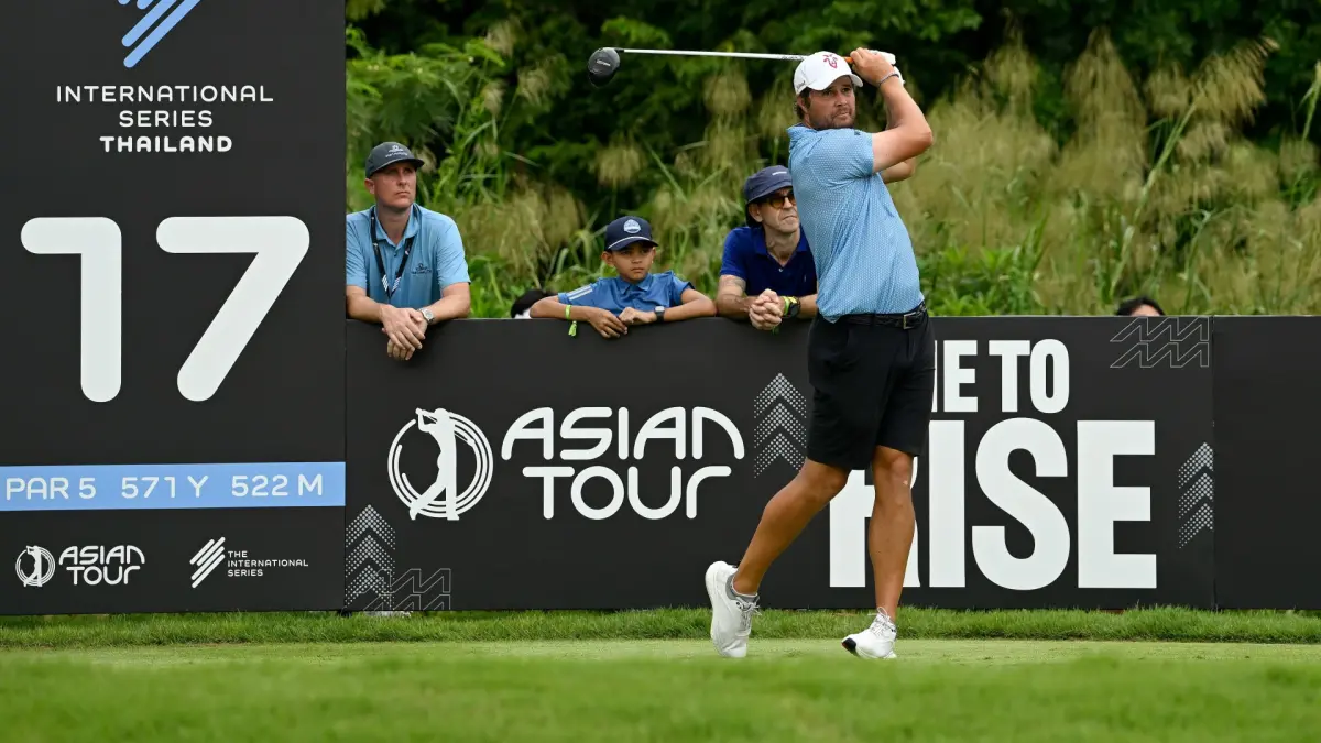 Uihlein finishes T2 at International Series Thailand | LIV Golf