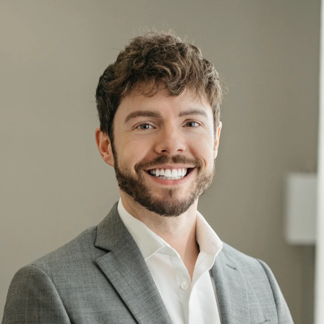 Broker - Aaron Mullens