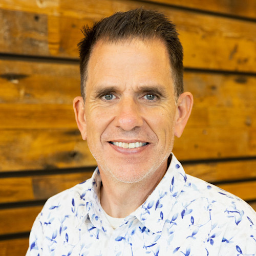 Kevin Buttery 52905057914 65d67b36ac k-e1686160917695-876x1024