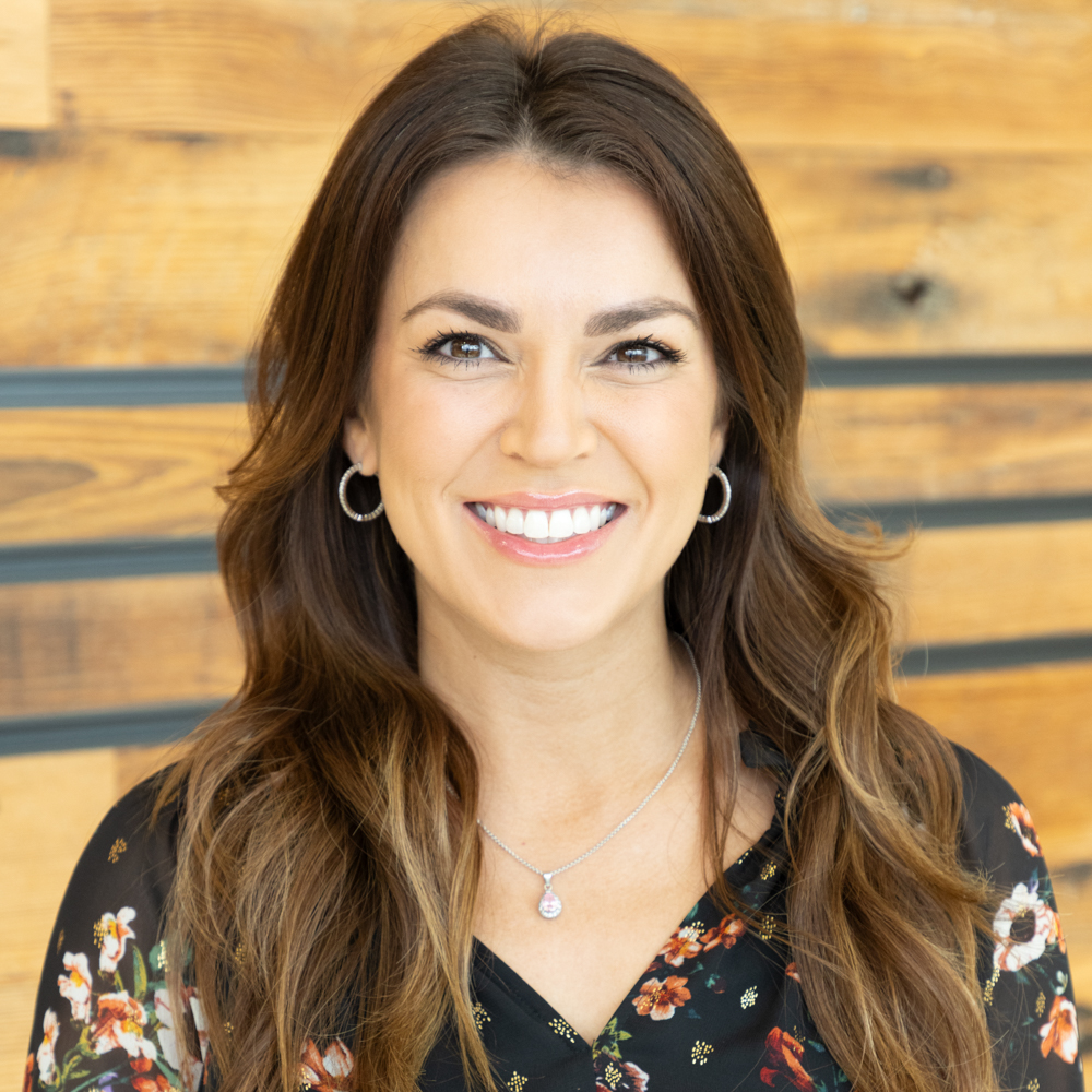 Veronica-Canales-Square-Crop-Low-Res-300x300