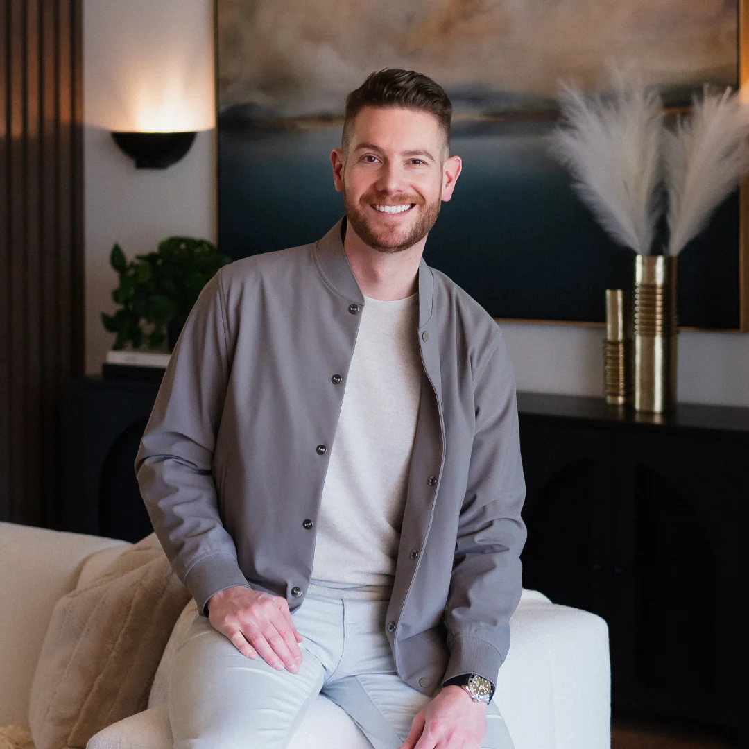 Salesperson - Wade Giles