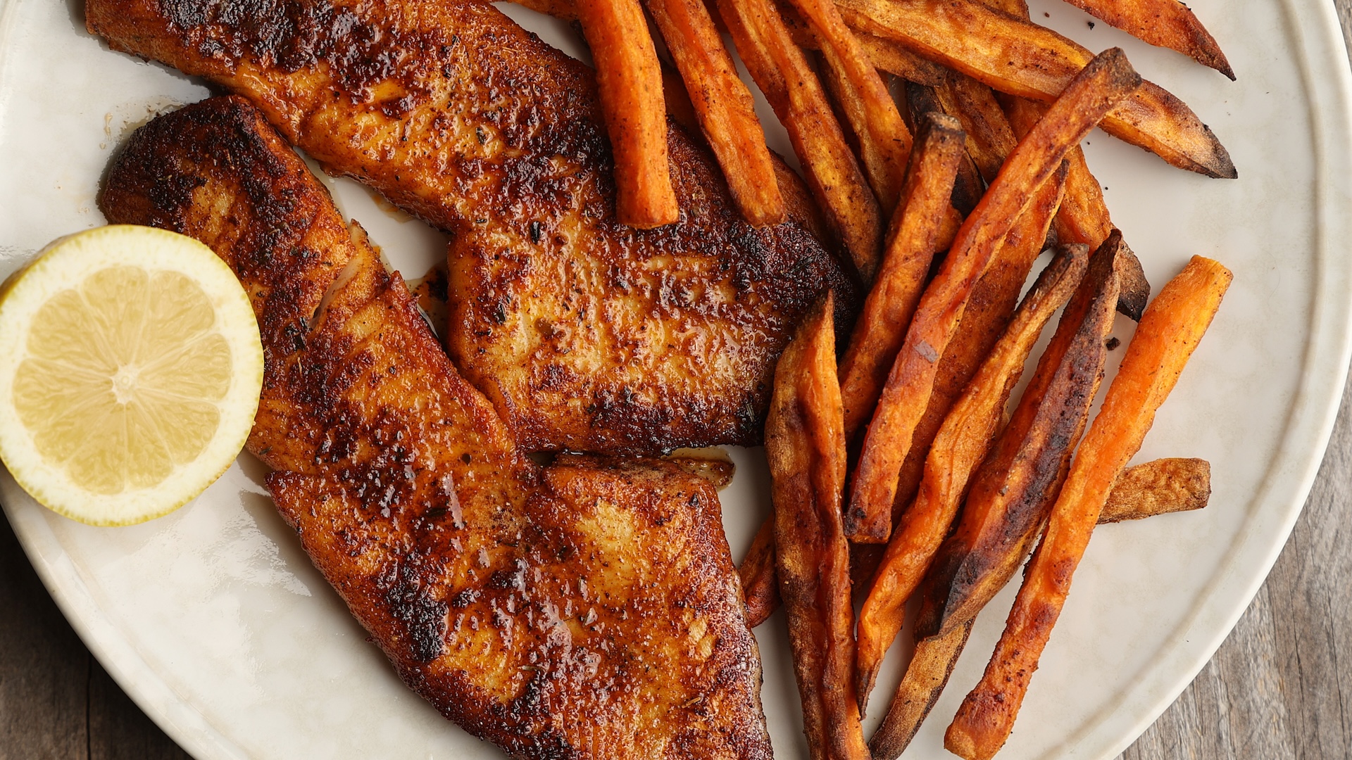 Blackened Fish with Sweet Potato Fries, image size:1920x1080