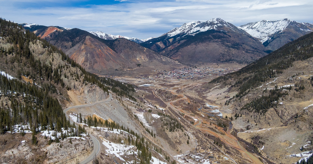 What the Record-Low Snowpacks Mean for Fish and Wildlife in the West What the Record-Low Snowpacks Mean for Fish and Wildlife in the West