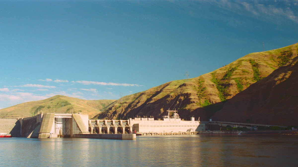Idaho Congressman Proposes Breaching Snake River Dams to Restore Salmon