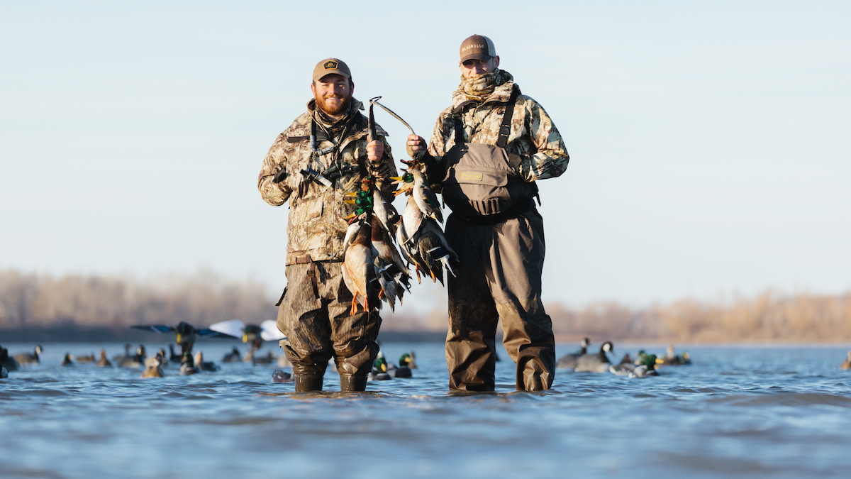 Video: How to Decoy Mallards on Big Water | MeatEater Hunting