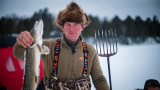 Fishing on thin ice in a kayak @fishfrostbite #fishing #pike #pikefishing  #northernpike #catchandrelease