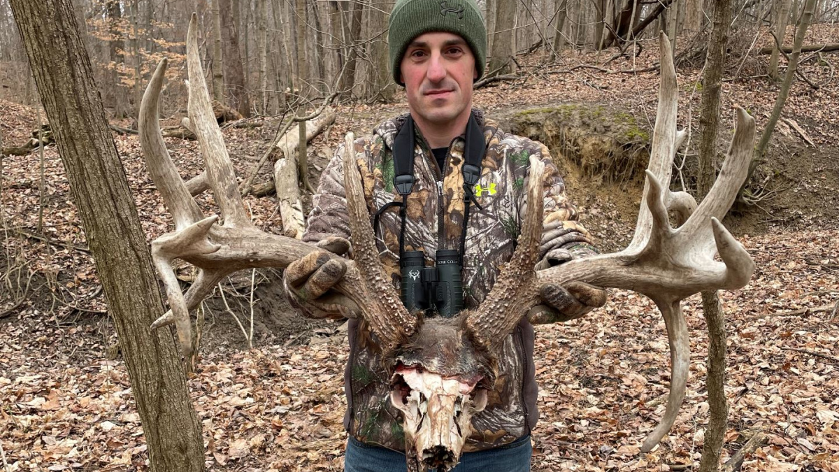 Photos Record Book Whitetail Found Dead In Ohio MeatEater Hunting   Ohio Dead Head Record 