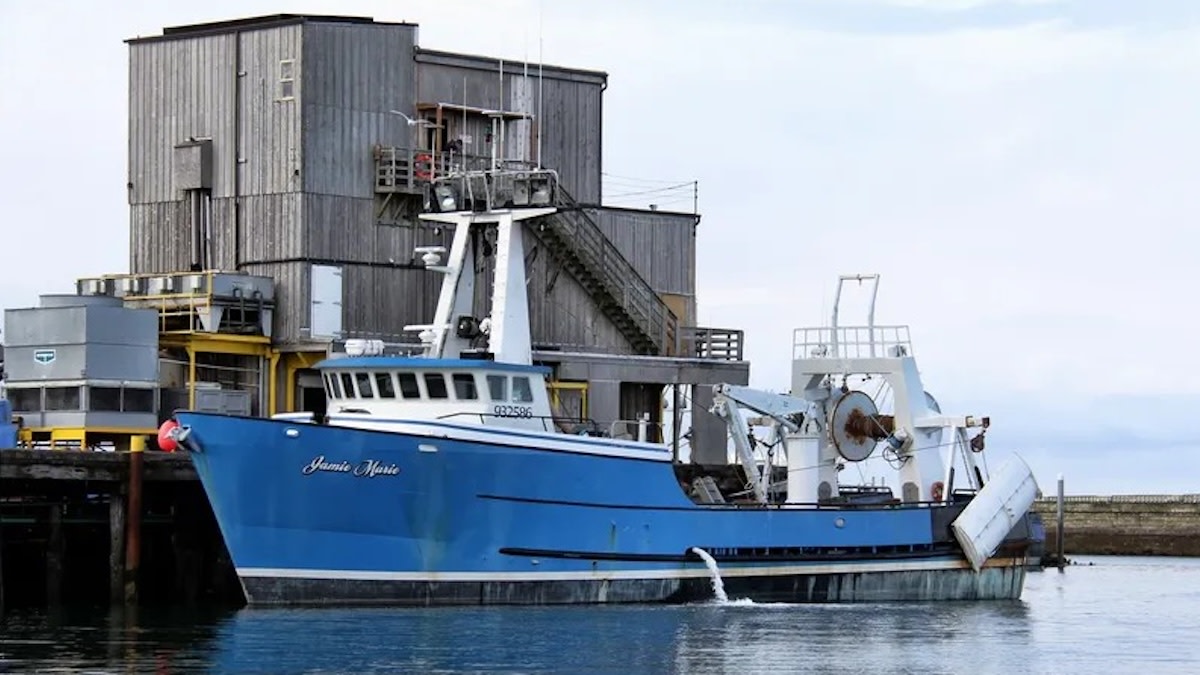 Washington Man Steals Fishing Boat with the Crew on Board