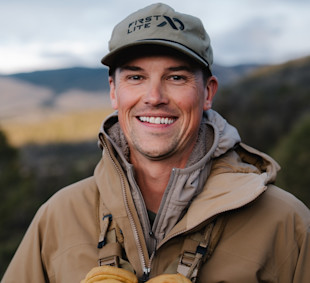 251208_MARK K_YELLOWSTONE_WOLVES-19 (1).jpg