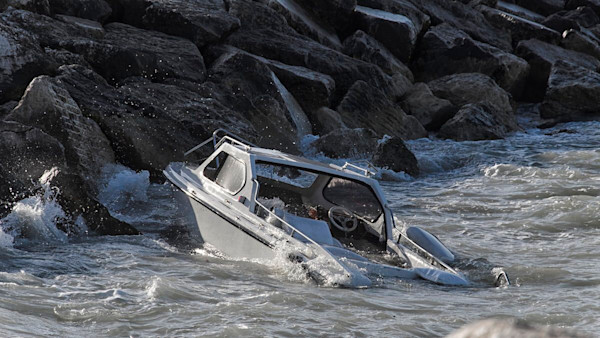 Don’t Drive Your Boat Like an Idiot