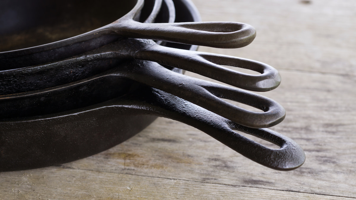 How to season a cast iron skillet – Prestige