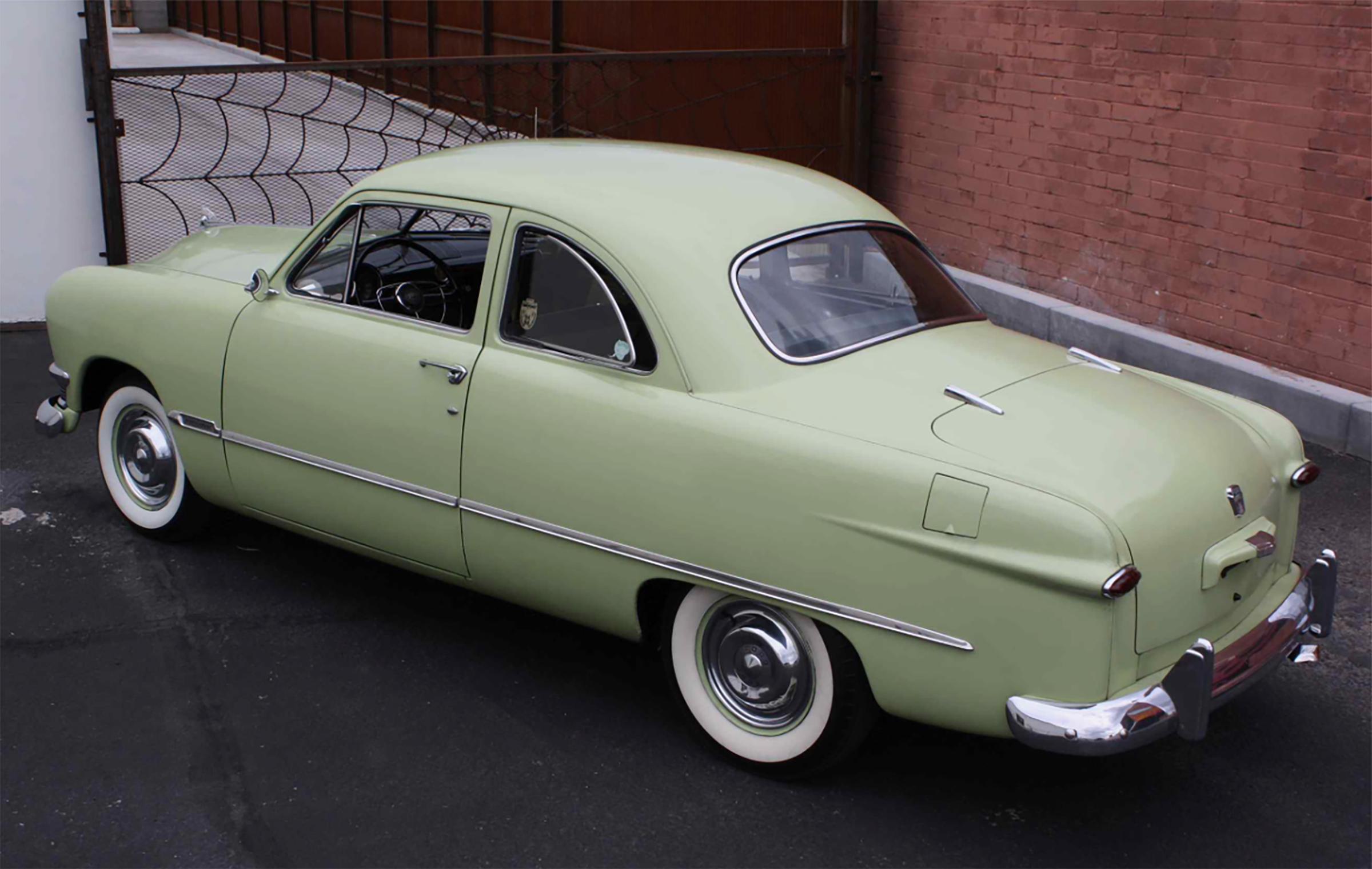 FordCoupe1950,2Door,AntiqueCar