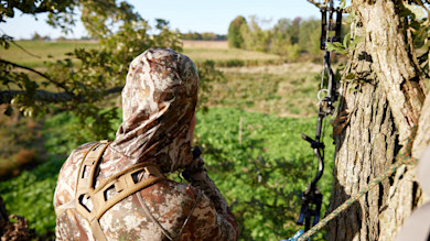 231129_MARK KENYON_MI_ARCHERY_WHITETAIL-2-2.jpg