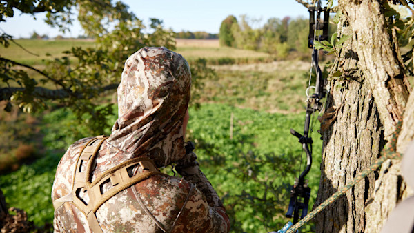 231129_MARK KENYON_MI_ARCHERY_WHITETAIL-2-2.jpg