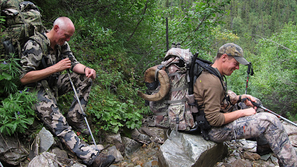 How to Fit and Load a Hunting Pack