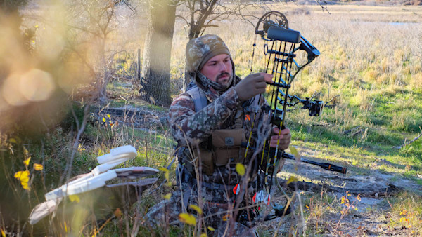 Choosing the Right Layering System for your Mid- to Late-Season Deer Hunts
