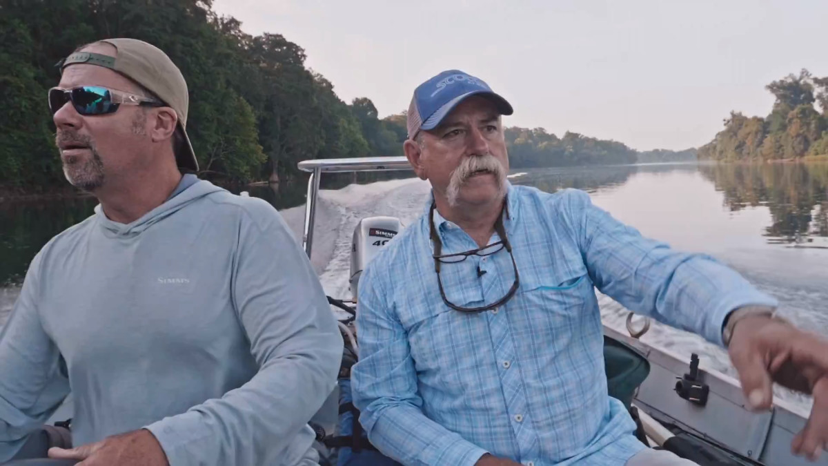 Frank and Rob Are Back on the Savannah River Huntin' Catfish and Gar