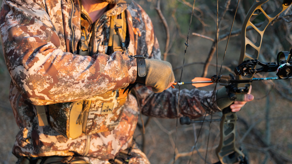 How to Pick the Right Peep Sight for Bowhunting Whitetails | MeatEater ...