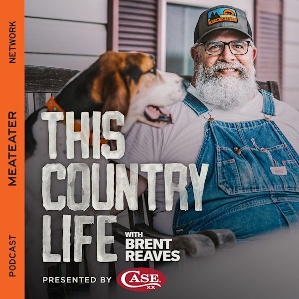 Ep. 338: This Country Life - The Kansas Coyote Project