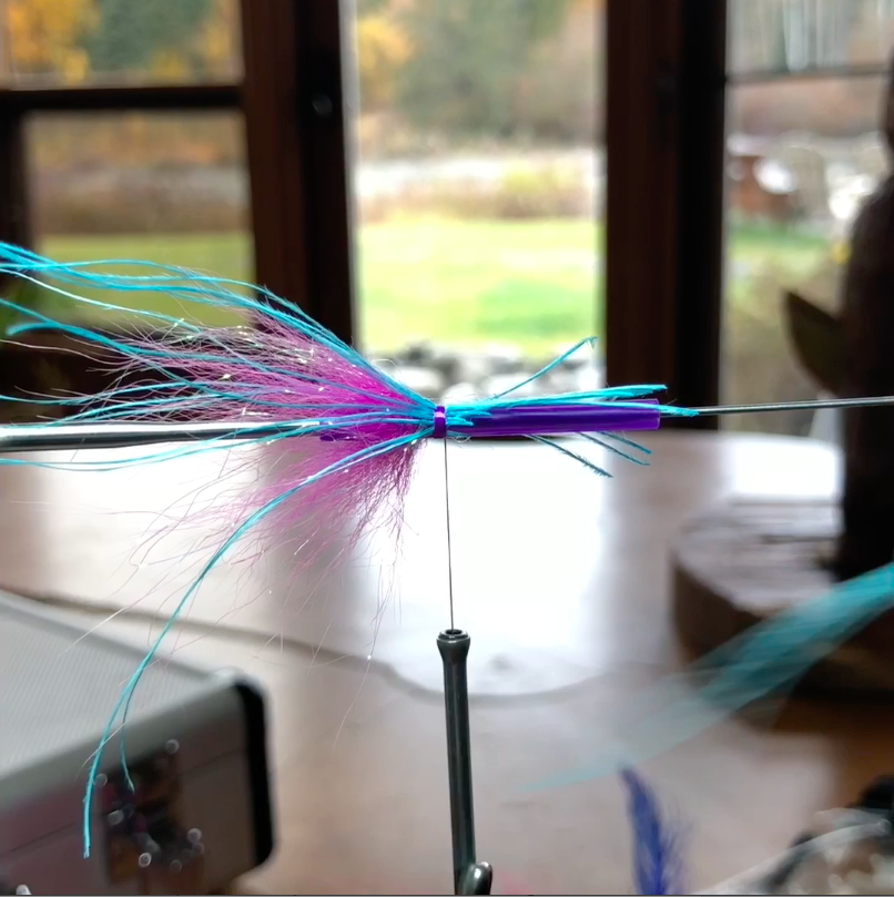 Baby Leech Fly Step-by-Step - The Fat Fingered Fly Tyer